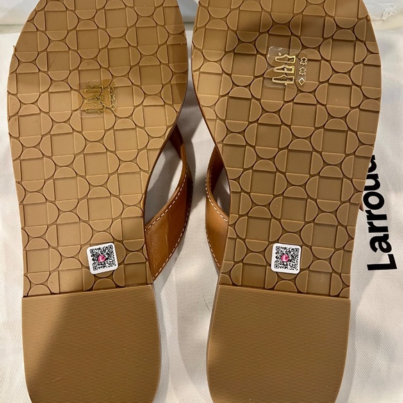 NWT Larroude Mary Kate Flat Sandal, Caramel Leather, Sz 8 - Picture 6 of 9